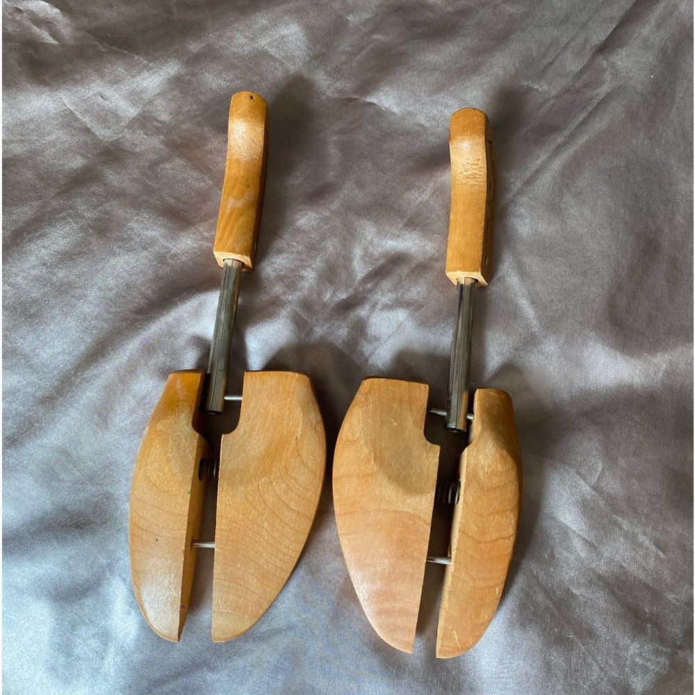 rochester shoe tree co stretchers pair - Picture 8 of 8